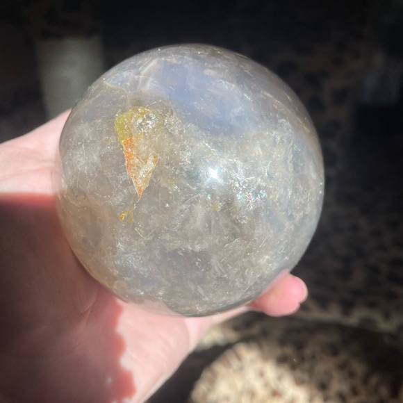Blue rose quartz sphere - Picture 11 of 15